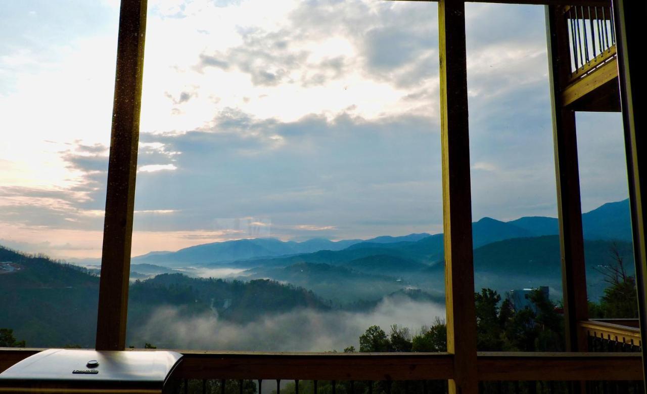 Mansion In The Sky Cabin Gatlinburg Eksteriør billede